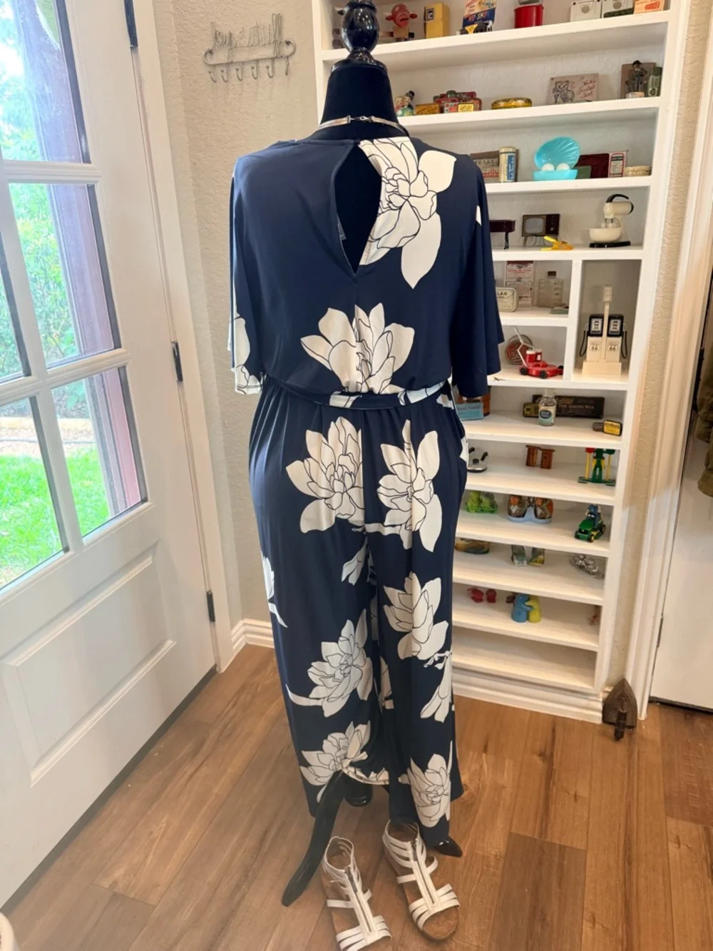 NWT Lane Bryant Flutter Sleeve Jumpsuit Floral Wide-Leg Jumpsuit - Picture 3 of 5